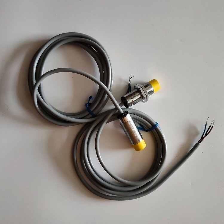 凱基特接近開(kāi)關(guān)NI35-CP40-FZ3X2 限位開(kāi)關(guān)塑料長(zhǎng)方形外殼