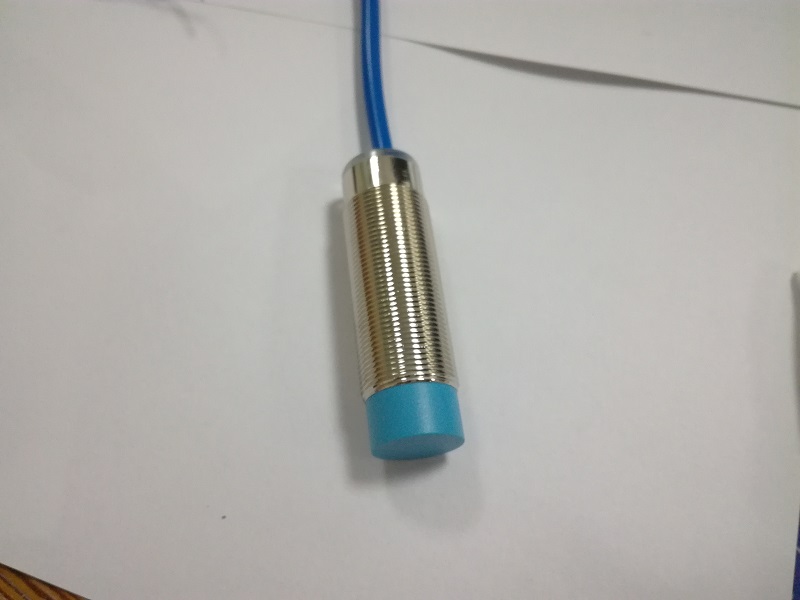 凱基特接近開關D15-M30F2-AD1-B2M傳感器