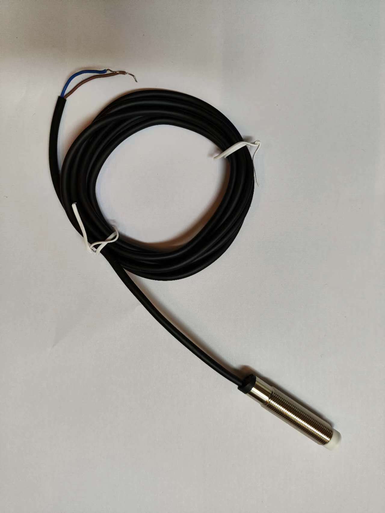 接近開(kāi)關(guān)DPLHB-M1805P-V11F2-120傳感器