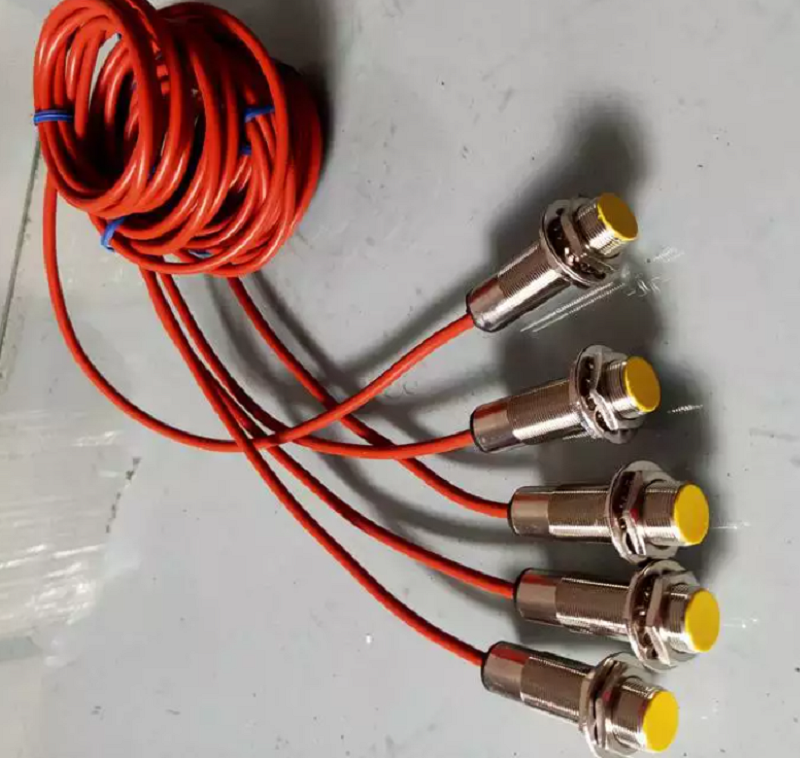 凱基特耐高溫接近開(kāi)關(guān)ZY-30D2-M10K;DC36V傳感器